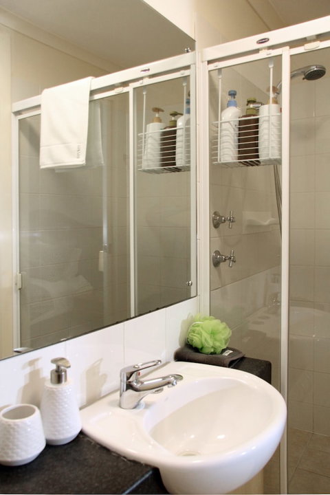 Adelaide CBD Apartment - 3BR, 2Bath & Carpark - Accommodation Nelson Bay 2
