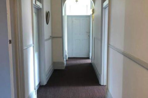 Leura Hotel Camperdown - Accommodation Nelson Bay 2