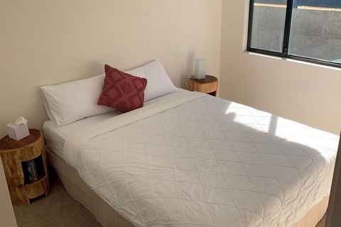 Oceans Islands & Whales - Accommodation Nelson Bay 7