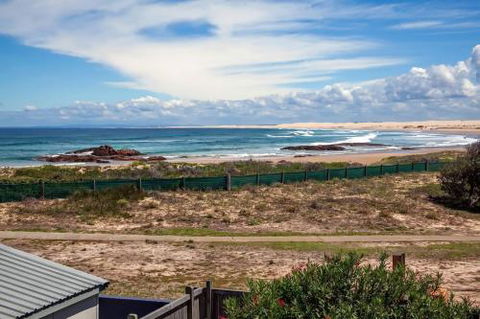 Ocean Avenue 55 - Accommodation Nelson Bay 1