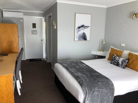 Country Roads Motor Inn - Accommodation Nelson Bay 2