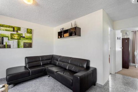 Sunset Court Unit 1 / 3 Resthaven Avenue - Accommodation Nelson Bay 5