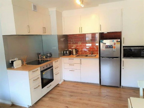 South Terrace Nesuto + Smart TV + WiFi - Accommodation Nelson Bay 3
