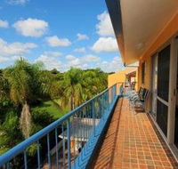 Delfinos Bay Resort - Accommodation Nelson Bay