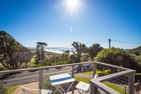 Surfside - Accommodation Nelson Bay 2