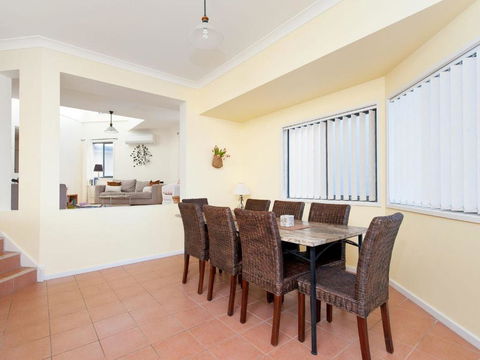 Portovenere Fishermans Bay - Accommodation Nelson Bay 1