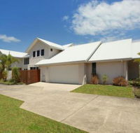 60 Beachway Parade Marcoola 500 BOND Linen supplied - Accommodation Nelson Bay