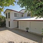 8 Springfield Avenue Pet Friendly Linen Included - Accommodation Nelson Bay 0