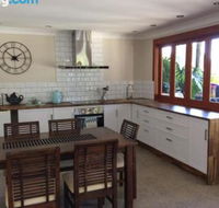 Takura Heights Modern Country Apartment with Pool Access - Accommodation Nelson Bay