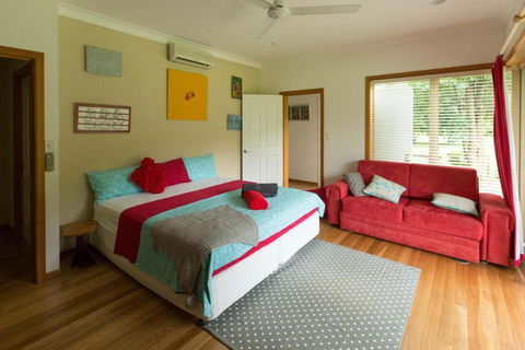 Cairns Homestead Acreage Pet & Family Friendly - Accommodation Nelson Bay 3