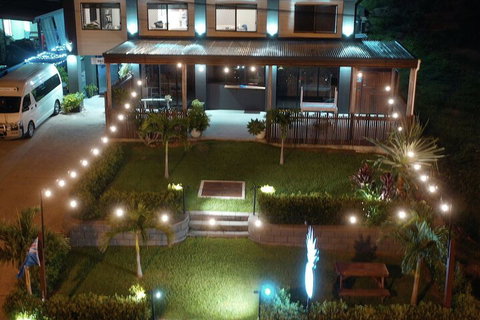 Yeppoon Beachhouse - Hostel - Accommodation Nelson Bay 1