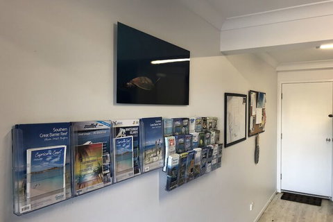 Yeppoon Beachhouse - Hostel - Accommodation Nelson Bay 2