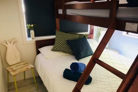 Yeppoon Beachhouse - Hostel - Accommodation Nelson Bay 3