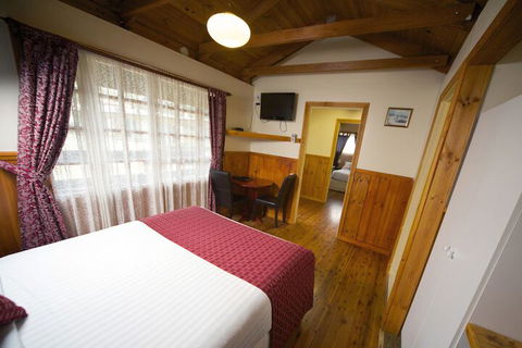 Sanctuary House Resort Motel - Accommodation Nelson Bay 3