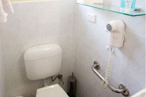 Sanctuary House Resort Motel - Accommodation Nelson Bay 5