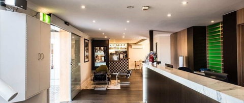 The Waverley International Hotel - Accommodation Nelson Bay 3