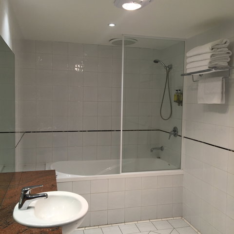 The Waverley International Hotel - Accommodation Nelson Bay 5