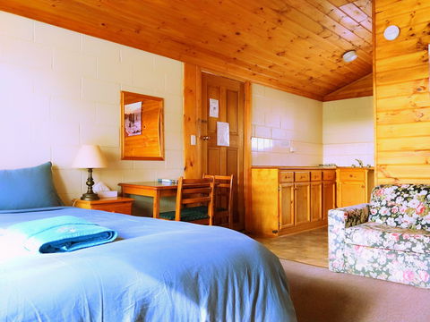 Twelve Apostles Motel & Country Retreat - Accommodation Nelson Bay 3