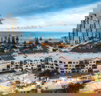 Oaks Gold Coast Calypso Plaza Suites - Accommodation Nelson Bay