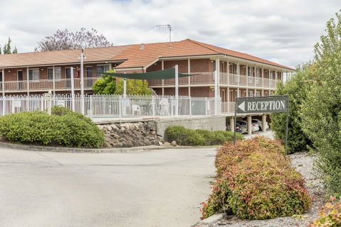 Bathurst Motor Inn - Accommodation Nelson Bay 0