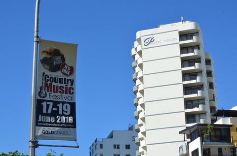 Pacific Resort Broadbeach - Accommodation Nelson Bay 2