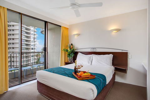Pacific Resort Broadbeach - Accommodation Nelson Bay 6