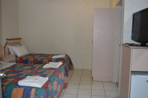 Mid City Motor Inn - Accommodation Nelson Bay 5