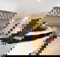 The Colmslie Hotel - Accommodation Nelson Bay
