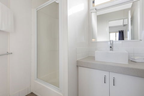 RACV Cobram Resort - Accommodation Nelson Bay 2