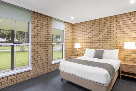 RACV Cobram Resort - Accommodation Nelson Bay 4