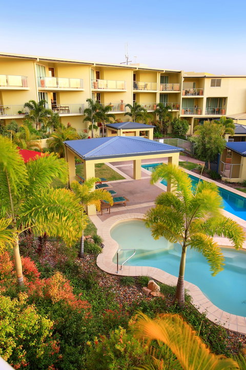 Caloundra Central Apartment Hotel - Accommodation Nelson Bay 1