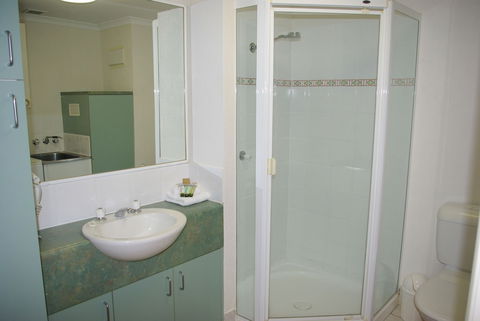 Palm Cove Tropic Apartments - Accommodation Nelson Bay 6