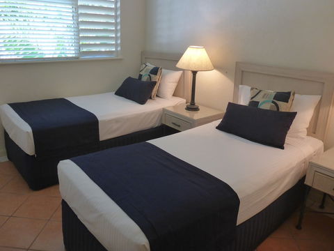 Palm Cove Tropic Apartments - Accommodation Nelson Bay 4
