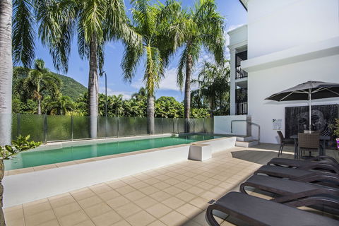 Elysium Apartments - Accommodation Nelson Bay 3
