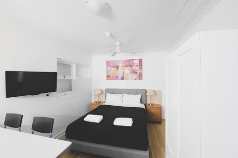 Manly Waves Hotel - Nelson Bay Accommodation.com 3