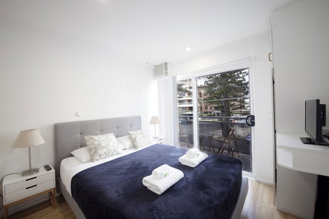 Manly Waves Hotel - Nelson Bay Accommodation.com 5
