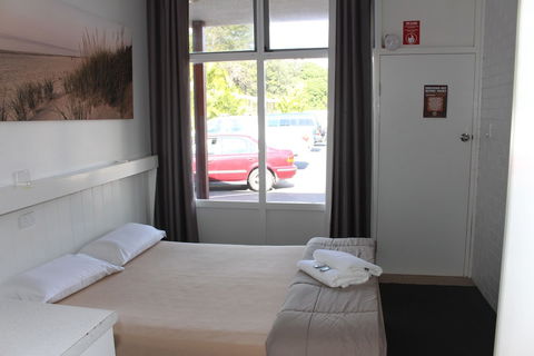 Hoey Moey Backpackers - Hostel - Accommodation Nelson Bay 6