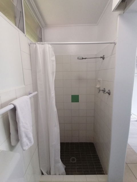 Hoey Moey Backpackers - Hostel - Accommodation Nelson Bay 2