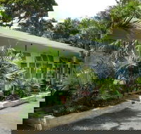 Hoey Moey Backpackers - Hostel - Accommodation Nelson Bay