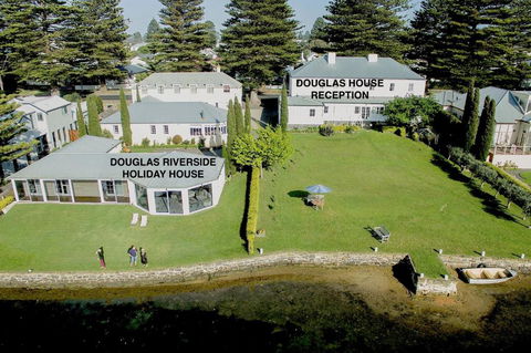Douglas Riverside - Accommodation Nelson Bay 2