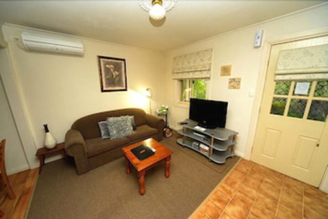 Riesling Trail & Clare Valley Cottages - Accommodation Nelson Bay 3