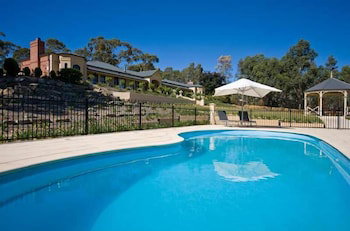 Brice Hill Country Lodge - Accommodation Nelson Bay 1
