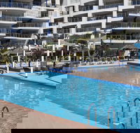 Pier Resort - Accommodation Nelson Bay