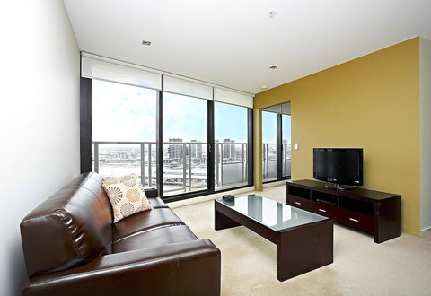 Astra Apartments - Docklands - Accommodation Nelson Bay 6