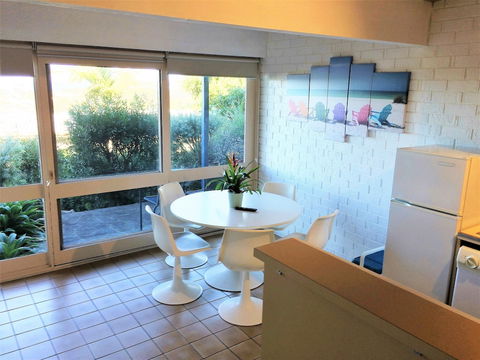 Pacific Heights Holiday Apartments & Munn's Tower House - Accommodation Nelson Bay 0