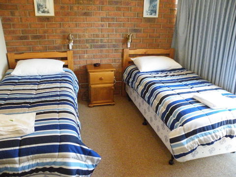 Pacific Heights Holiday Apartments & Munn's Tower House - Accommodation Nelson Bay 2