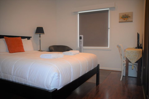 North Ryde Guest House - Nelson Bay Accommodation.com 6
