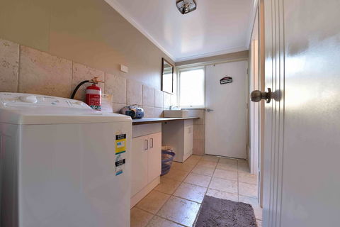Kalbarri Sunset Villa - Accommodation Nelson Bay 6