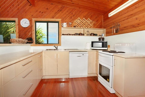38 Pacific Terrace Coolum Beach Linen Supplied - Accommodation Nelson Bay 1