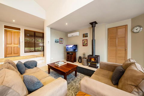 Ravensbourne Escape Silverwood Lodge - Accommodation Nelson Bay 1